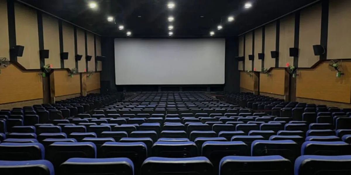 പണിമുടക്ക് 22 ന് തിയേറ്ററുകള്‍ അടച്ചിടും; ഷൂട്ടിങ്നിര്‍ത്തിവയ്ക്കും