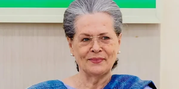 കോൺഗ്രസ് നേതാവ് സോണിയ ഗാന്ധിയെ ആശുപത്രിയിൽ പ്രവേശിപ്പിച്ചു